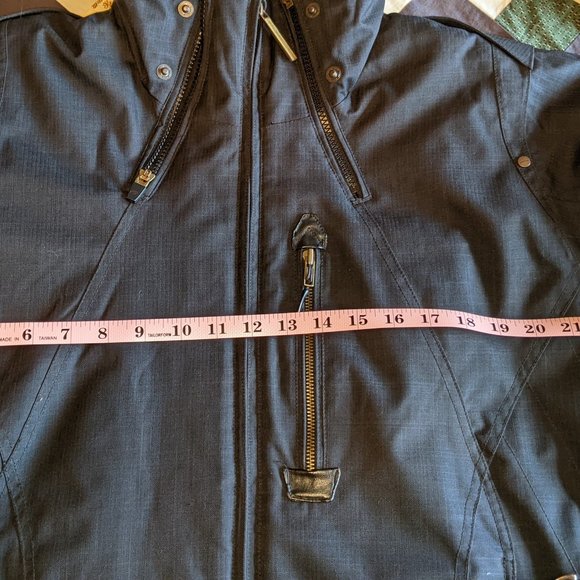 Obermeryer Insulated Weatherproof Ski Coat, Size 12 - Picture 11 of 13